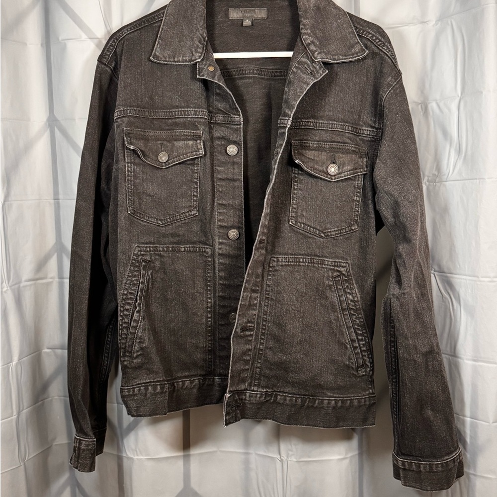 Uniqlo Men's Dark Gray Denim Jacket